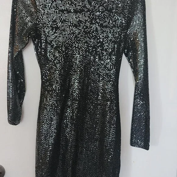 Gorgeous party dress! - Picture 7 of 7